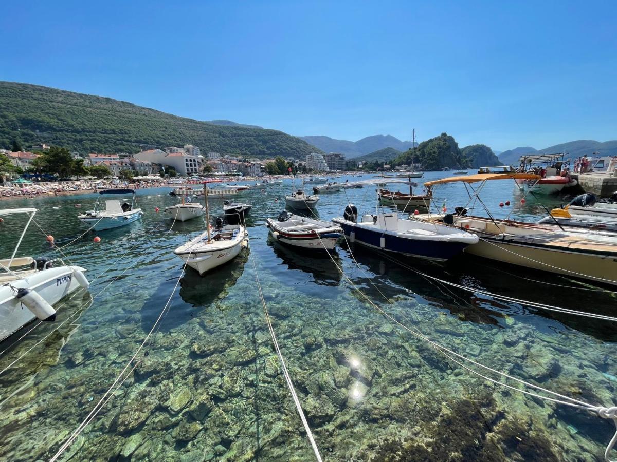 4M Apartments Petrovac 外观 照片